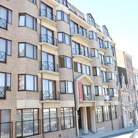 Apartment In Nieuwpoort Near Sandy Beaches, Cleaning Included 니우포르트